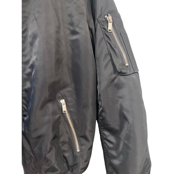 Women’s Aritzia Babaton Gilroy Bomber Jacket Large - Picture 4 of 7